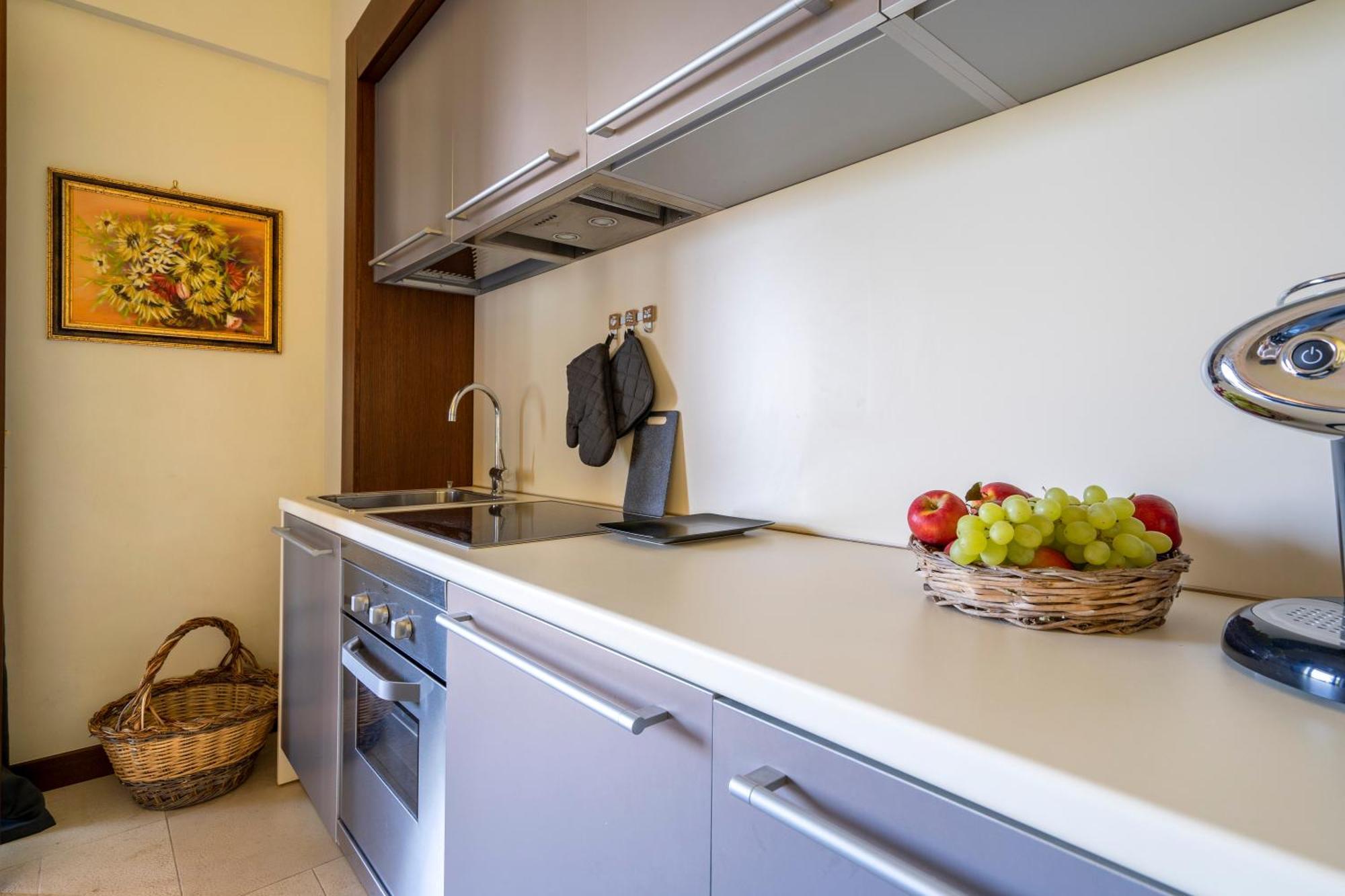 Domus Templaris Bed & Breakfast Terlizzi Bagian luar foto